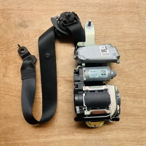 Genuine Mercedes OEM W204 C63 front left seat belt BLACK A2048602586 - Picture 1 of 5