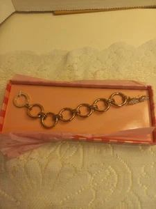 Victoria's Secret Angel Wing Charm Rhinestones Gold Tone Toggle Bracelet NIB - Picture 1 of 10