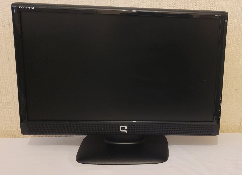 Compaq Q2159 21.5" Display Monitor - Image 1 of 4