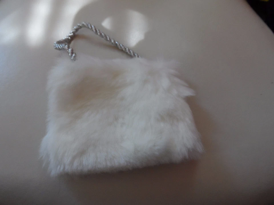 Bolso de mano/bolso de regalo pequeño de piel sintética - elección aqua, púrpura, blanco o rosa Foto 1 de 1