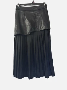 Commense M Black Faux Leather Pleated Skirt Huntsmen Snow White Fairy Whimsigoth - Picture 1 of 12