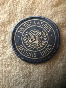 UNITED NATIONS SHOULDER PATCH - LIGHT BLUE VARIATION ..... MINT - Picture 1 of 1