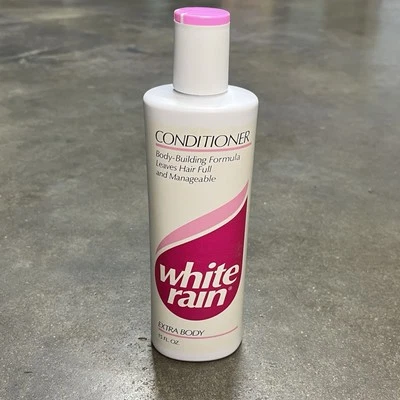 Vintage 1990 White Rain Conditioner Extra Body 15 Oz USA Made READ - Image 1 of 4