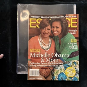 Essence Magazine May 2009 Michelle Obama and Mom In A Plastic Case - Imagen 1 de 4