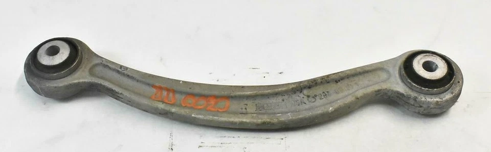 2008 - 2017 MERCEDES BENZ C300 BRAÇO DE CONTROLE SUPERIOR TRASEIRO DIREITO 2053506103 - Imagem 1 de 4