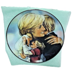 MOTHER, ABOVE ALL Plate Diana, Princess of Wales Prince William & Prince Harry - Picture 1 of 3