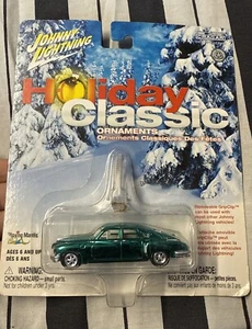 Ornamento classico Johnny Lightning Holiday 2002 1948 Tucker - Foto 1 di 3
