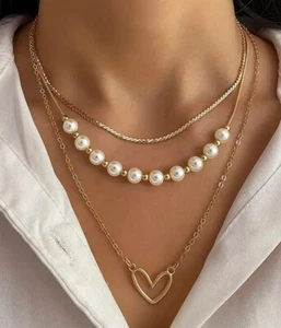 Elegante Set Collana a Strati - Catene in Oro con Perle e Ciondolo Cuore - Chic Wo - Foto 1 di 1