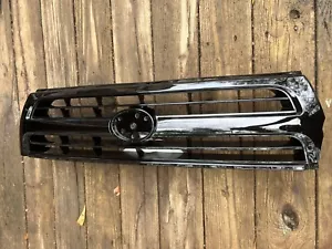 Fits 1999-2000 TOYOTA 4RUNNER Front Bumper Upper Grille NEW - Foto 1 di 8