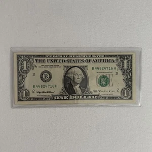 1995  A $1 Dollar Bill Web  Note Green Seal - Picture 1 of 4