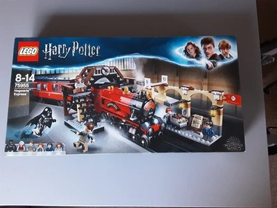 LEGO Harry Potter Hogwarts Express 75955 Train Set - Image 1 of 4