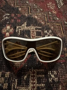 Oakley FORSAKE OO9092-02 Womens White Oversized Wrap Sunglasses FRAME ONLY - Picture 1 of 6