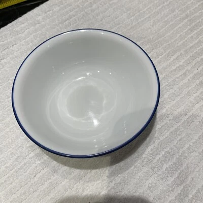 Ensaladera de sopa de cereal Corelle Vitrelle Memphis 6 1/4" borde azul Foto 1 de 4