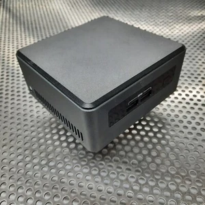 INTEL BLKNUC7i5DNH1E Prozessor - Bild 1 von 3