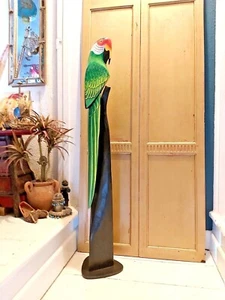 HUGE HAND CARVED PAINTED PARROT JUST OVER 1 METRE TALL - GREEN - Imagen 1 de 10