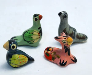 Statuine in miniatura ceramica messicana animali uccellini figure dipinte a mano set di 4 - Foto 1 di 13