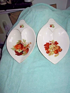 VINTAGE CERAMIC GOLD TRIMMED  NUT/FRUIT  PATTERN DIVIDED DISH's Lot of 2 - Picture 1 of 12