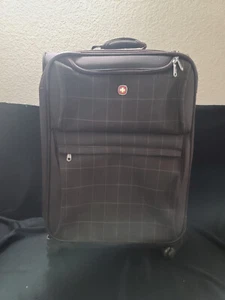 ❤Best Price❤SwissGear 22" Softside Expandable Spinner Luggage Carry On Brown ❤ - Picture 1 of 8