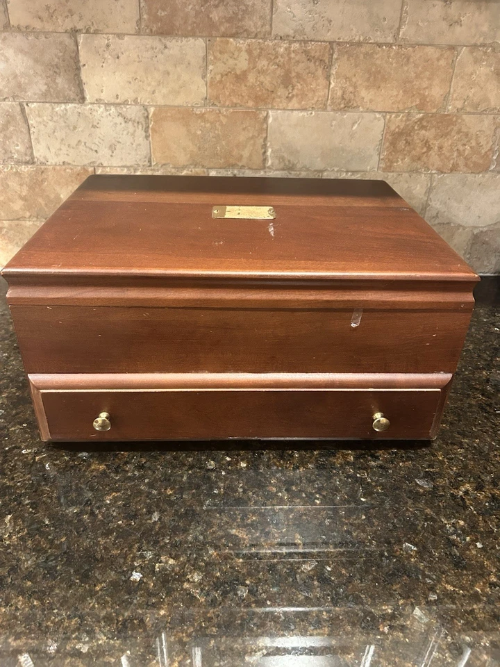 Juego de cubiertos de plata de ley Lunt 12 ajustes de lugar 53 piezas Foto 1 de 4