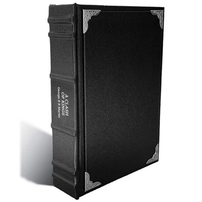 A Clash of Kings (Gothic Leather-bound) Hardcover Book George R R Martin Foto 1 de 4