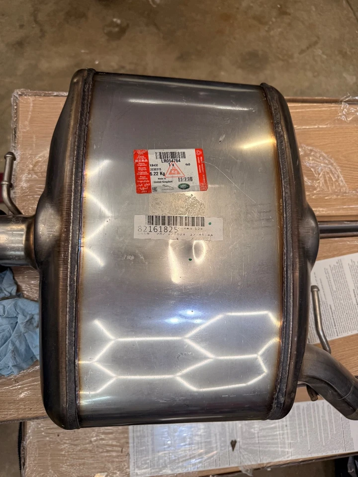 NUEVO OEM Silenciador de escape y tubo de escape izquierdo LR054764 para Range Rover Sport 14-17 Foto 1 de 4