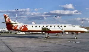 Fairchild Metroliner III Bearskin Desktop Wood Airplane New Model Large 1/48 - Picture 1 of 10