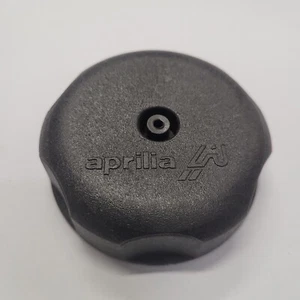 Tappo serbatoio carburante benzina plastica APRILIA filettato 55 mm Anni 80' - Picture 1 of 3