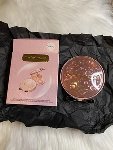 MAC Bubbles & Bows Effervescence Extra Dimension Face Compact Light New - Picture 1 of 4
