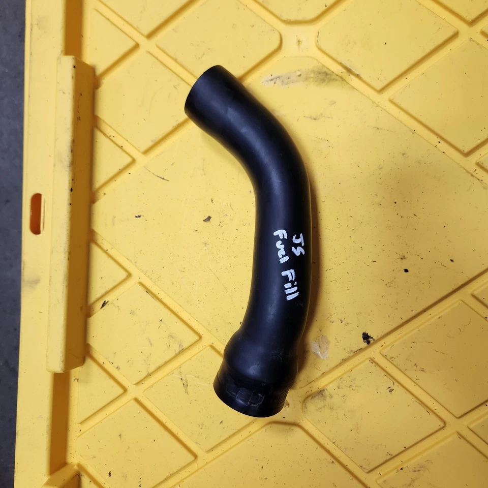 Kawasaki Jetski 550sx JS550 JS440 JS300 JS 550 440 300 Fuel Gas Tank Filler Hose - Image 1 of 1
