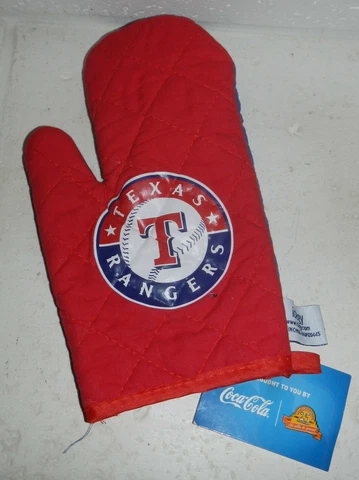 NWT Texas Rangers MLB Baseball Coca-Cola Coke Oven Mitt Glove Cover