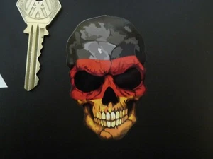 Totenkopf Deutsche Flagge Style Auto Bike Aufkleber 3" Deutsche Germany Motorrad Roller - Bild 1 von 1
