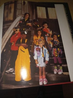 Подлинная подписанная книга Майкла Джексона - Изображение 1 из 4