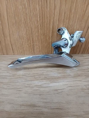 Componente de bicicleta de carretera desviador delantero Shimano FD-5000 usado Foto 1 de 4