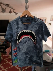 Vintage Hudson Outerwear Youth T-shirt Size M Puffy Shirts 3D Shark - Picture 1 of 4