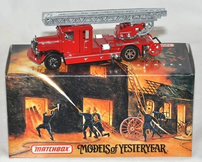 Matchbox Model of Yesteryear 1932 Mercedes-Benz Ladder Truck Fire Engine series - Image 1 of 4