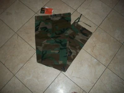 Pantalones cargo Woodland camuflados para hombres BDU pantalones de camuflaje militar para hombre TALLA 40X32 Foto 1 de 4