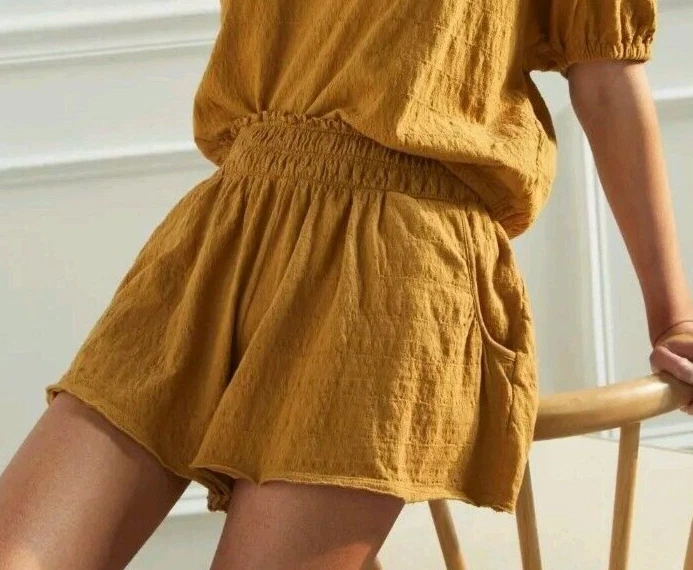 Pantalones Cortos Anthropologie Kimberly Para Mujer Pequeños Práctica Diaria Cómodos Mostaza Salón Foto 1 de 4