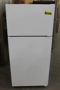 GE GTE16DTNRWW 28" White 15.6 Cu. Ft. Top-Freezer Refrigerator NOB #149297 - Picture 1 of 10