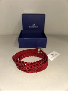 NUEVO EN CAJA $70 AUTÉNTICO BRAZALETE ENVOLVENTE DE CUERO CRISTAL ROJO SWAROVSKI SLAKE - Imagen 1 de 9