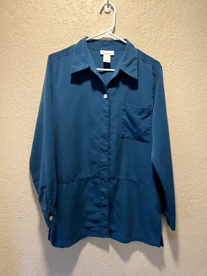 Camisa Travel Smith para mujer M verde azulado abotonada manga larga ventilada Travelsmith Foto 1 de 4