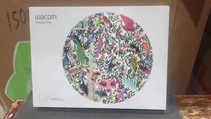Wacom Intuos Pro Medium Creative Graphic Drawing Tablet PTH-660 NEW SEALED - Afbeelding 1 van 4