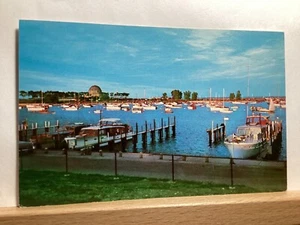 Harbor & Lagoon Showing Adler Planetarium/Meigs Field: Chicago, IL - Postcard - Picture 1 of 3