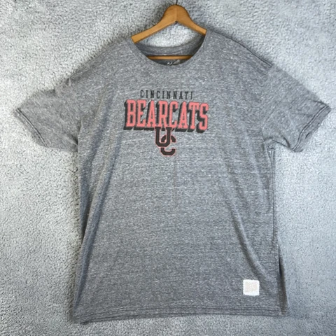 Retro Brand Cincinnati Bearcats UC Mens T-Shirt Sixe XL Cover