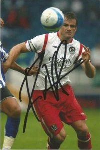 BLACKBURN, TOTTENHAM & NEW ZEALAND: RYAN NELSEN SIGNED 6x4 ACTION PHOTO+COA - Picture 1 of 1