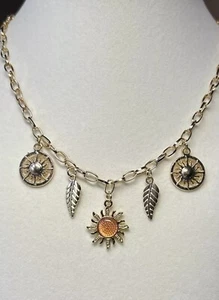 Boho Style Chic Charm Halskette Orange Sonne Anhänger Herbst Blätter Rodeo Glam - Bild 1 von 5
