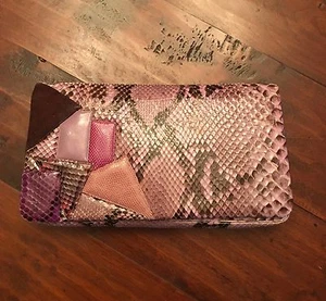 Judith Leiber Clutch ๐๐๐ - Picture 1 of 9