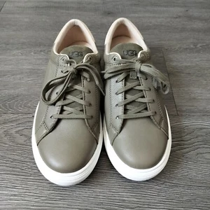 UGG Baysider Low Weather Moss Green Leather Sneaker Waterproof Men Size US 8 - Picture 1 of 6