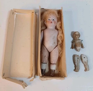 Antica piccola bambola tedesca tutta bisque con occhi di vetro bambola vintage ed extra - Foto 1 di 3