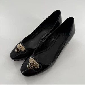 Tory Burch Shoes Womens Size 10M Black Patent Leather Block Heel Pumps Gold Logo - Picture 1 of 11