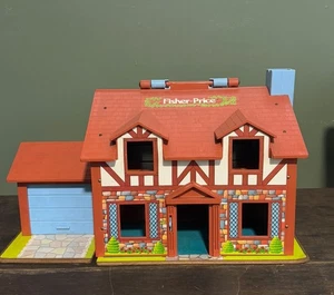 Vintage 1980 Fisher Price Little People Tudor Cottage With Accessories - Picture 1 of 11